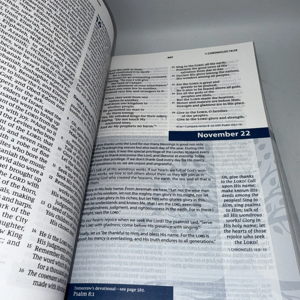 NKJV, Matthew Henry Daily Devotional Bible, Paperback, Red Letter, Comfort Print
